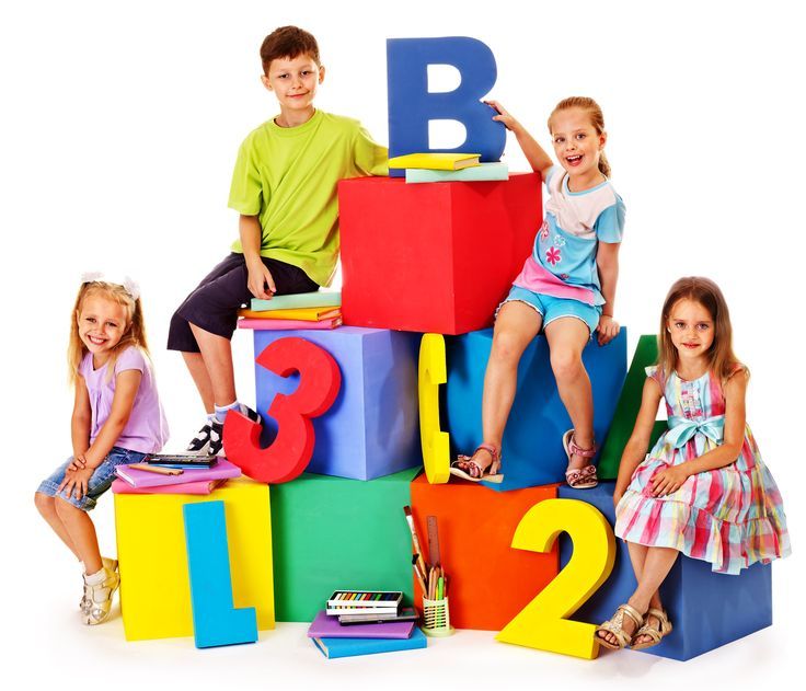 Enfants en activité scolaire